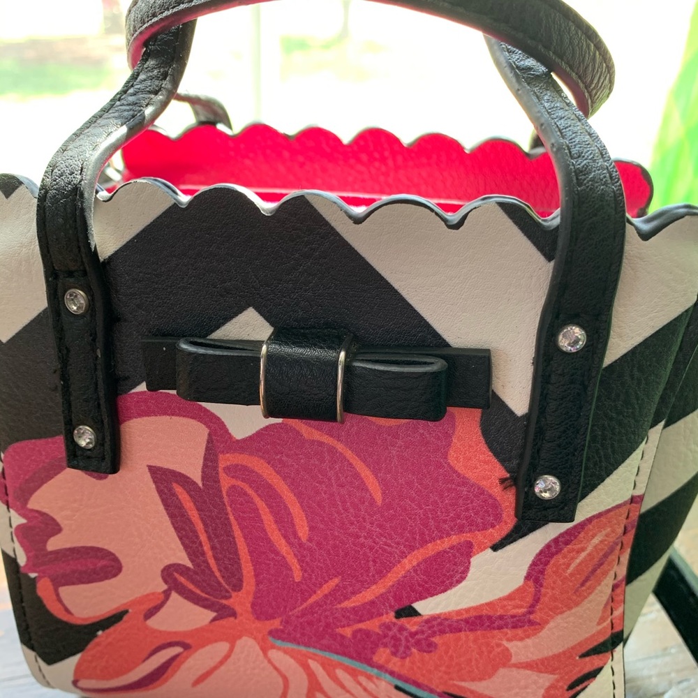 Handbag